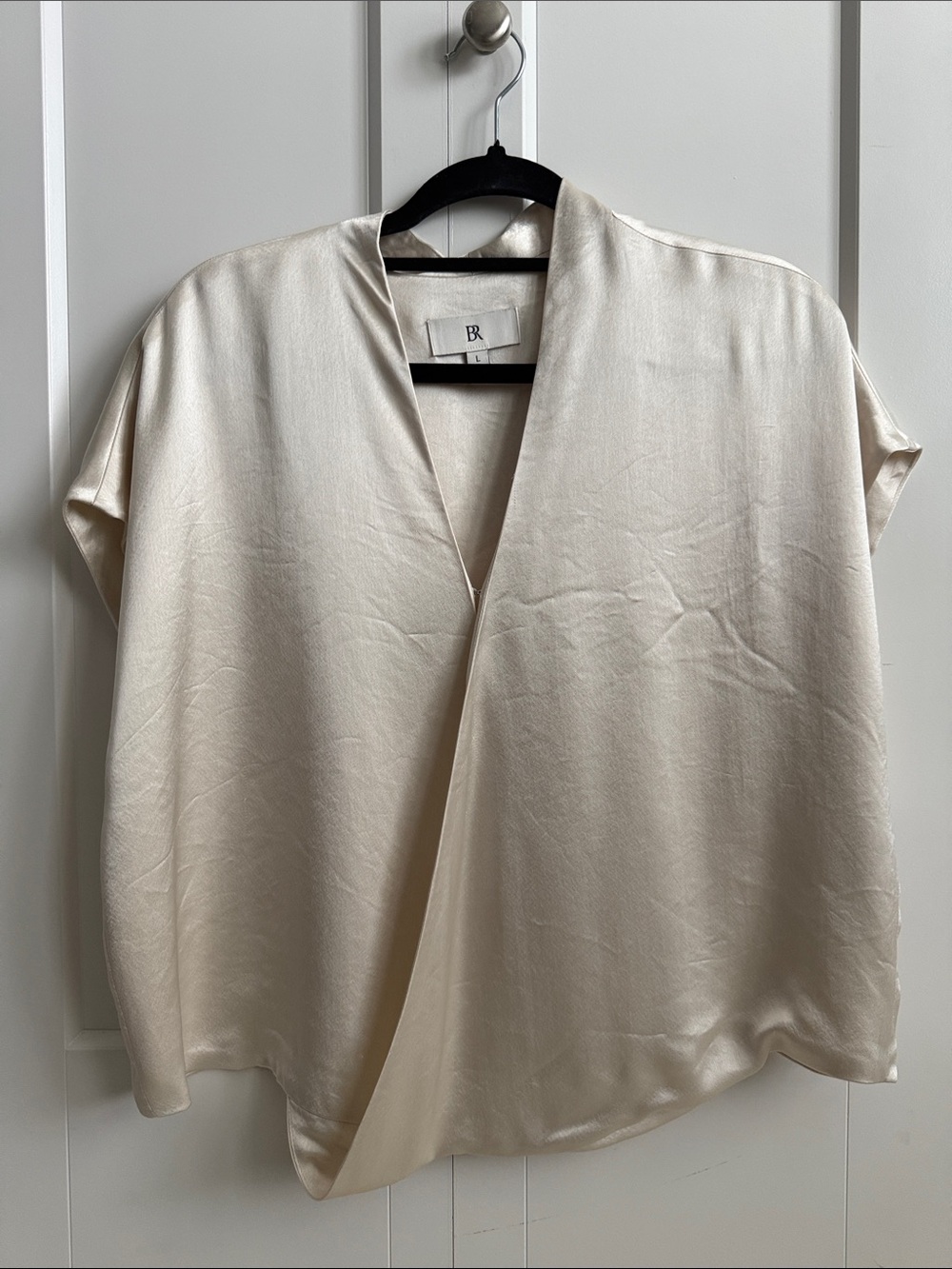 Banana Republic Satin Light Champagne Blouse